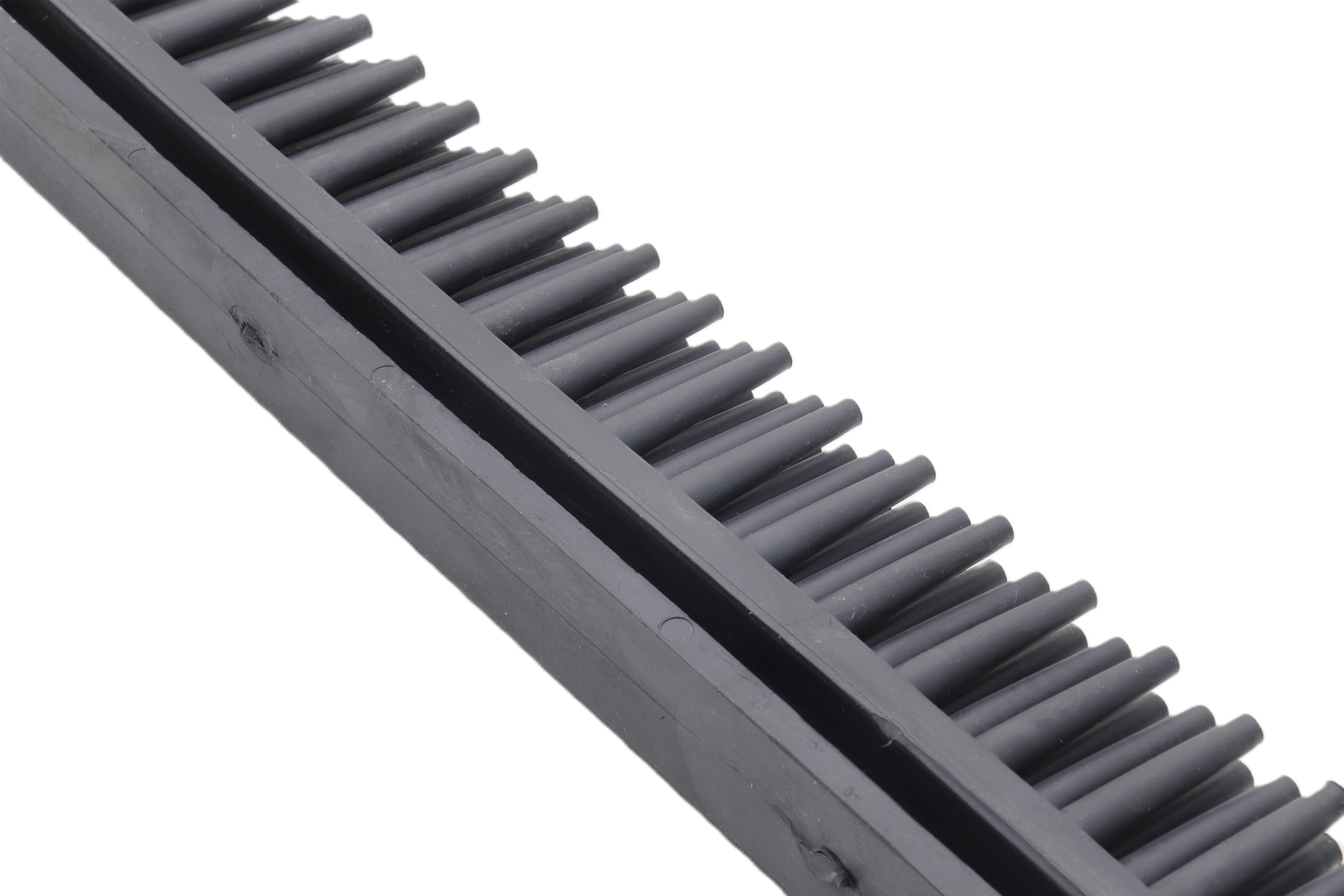 Brush strip protective strip rubber made of TPE black for C-profile